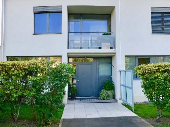 Townhouse Entrance